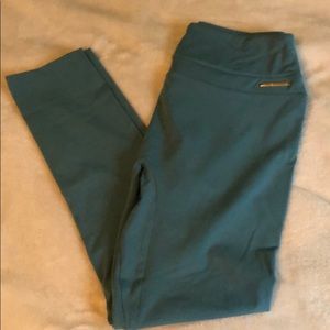 Whitney Simmons X Gymshark leggings